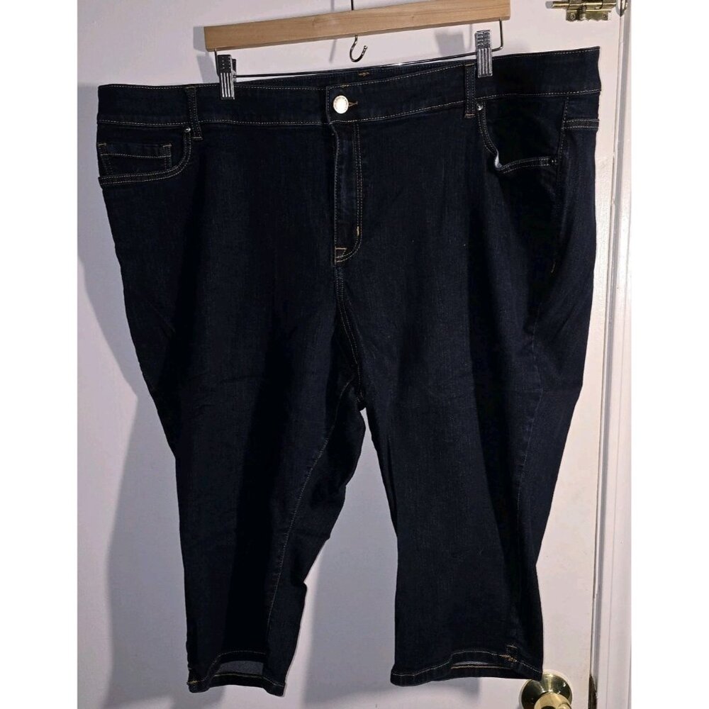 Lane Bryant Flex Magic Waistband Mid Rise Pedal Signature Fit Dark Wash Size 28